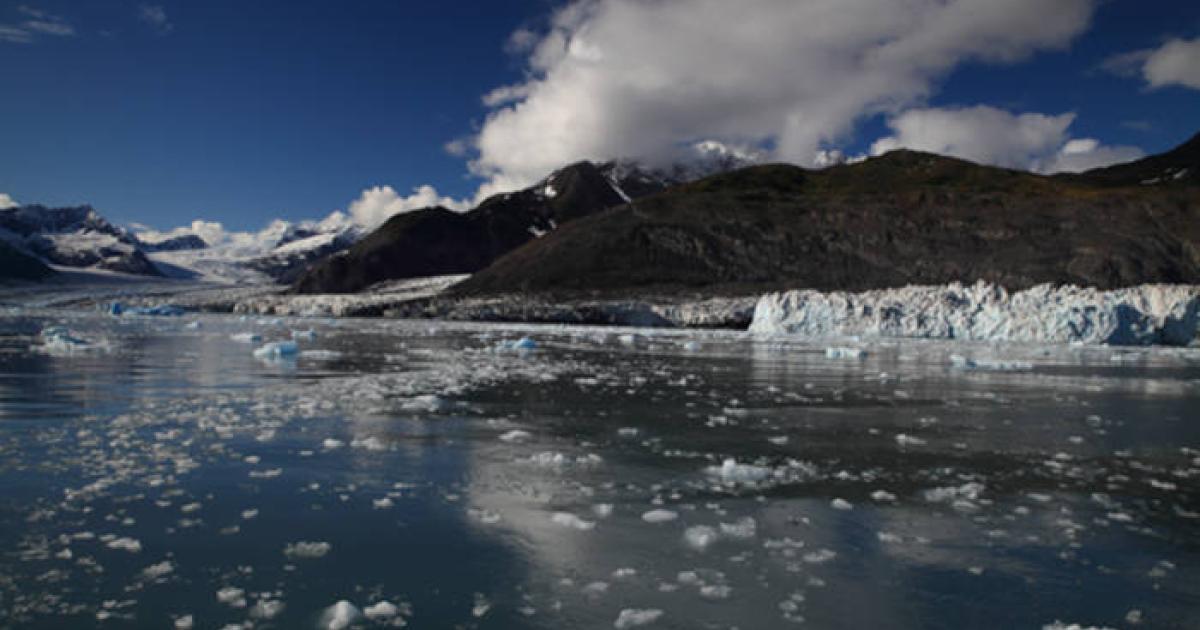 Modern Alaskan scenery with ice melt.